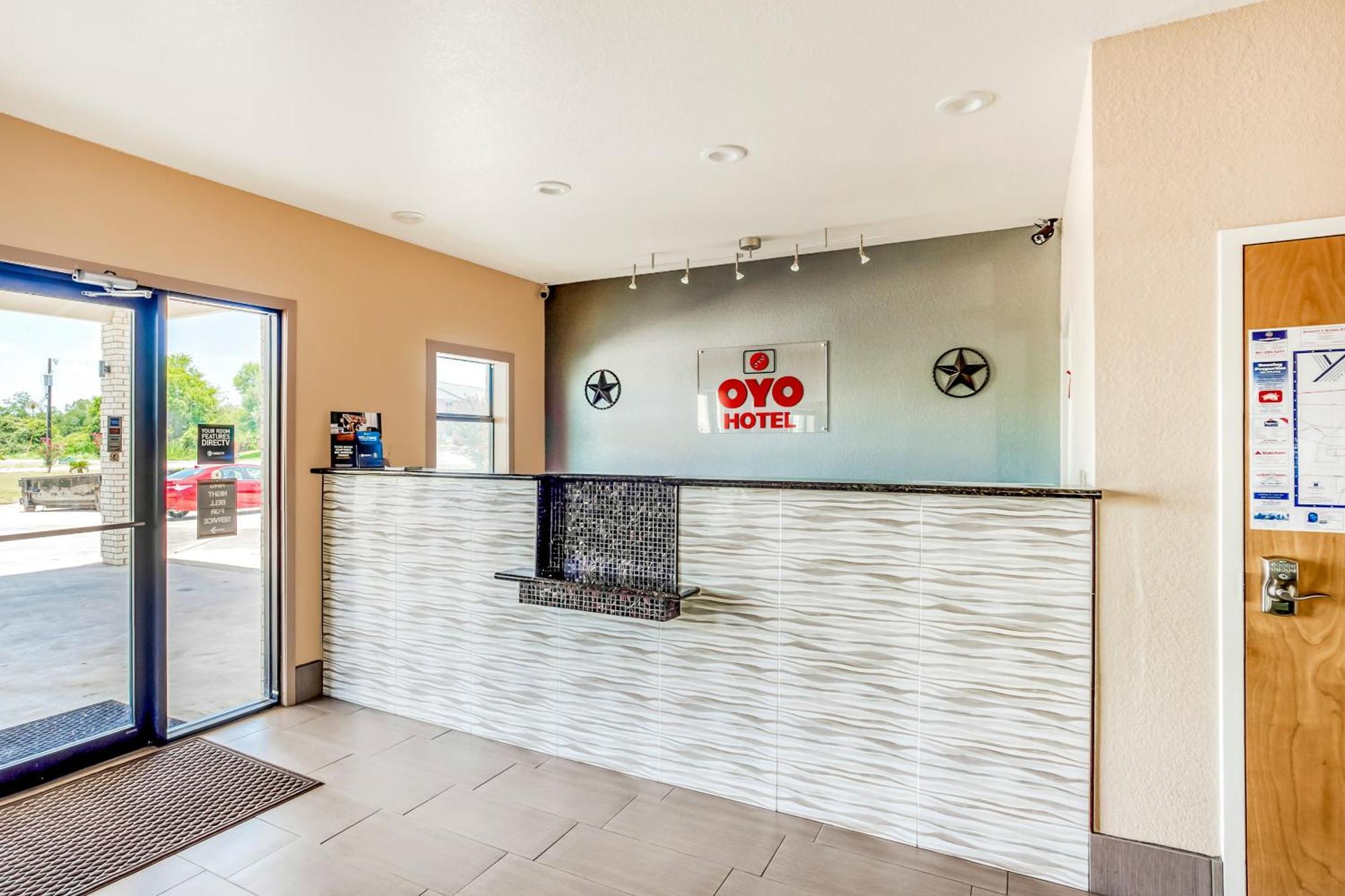 Oyo Hotel Yoakum West Extérieur photo